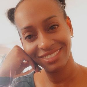 Meet your Posher, Corine